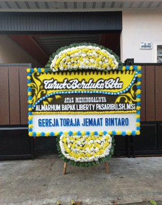 Papan Bunga Duka di Selebung Rembiga