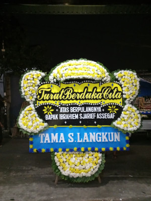 Papan Bunga Duka di Selebung Rembiga